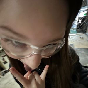 Meet your Posher, Claire